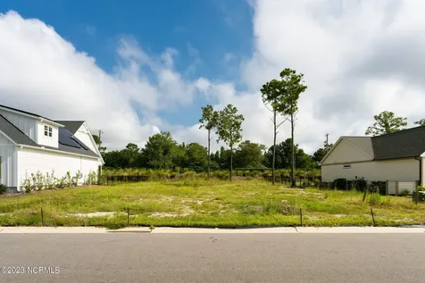 134 Bluenose Lane Hampstead NC 28443