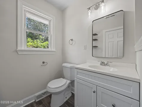 400 Warlick Street Jacksonville NC 28540