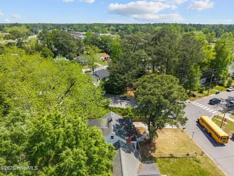 400 Warlick Street Jacksonville NC 28540