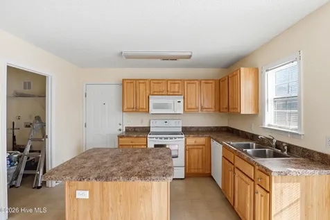 928 S 10th Street Wilmington NC 28401