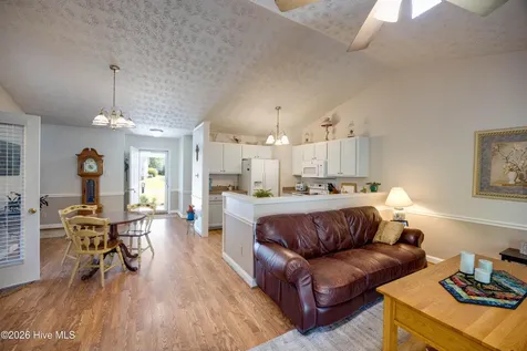 223 Lakemere Drive New Bern NC 28562