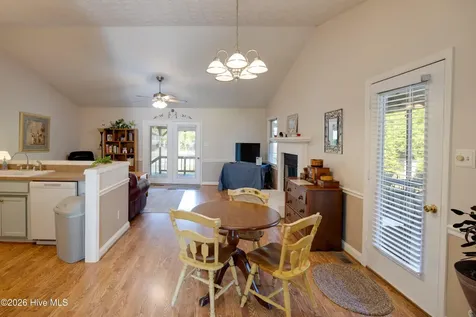 223 Lakemere Drive New Bern NC 28562