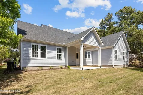 7407 Archers Creek Court Emerald Isle NC 28594
