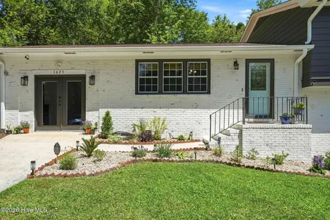 1625 Scotts Hill Loop Road Wilmington NC 28411