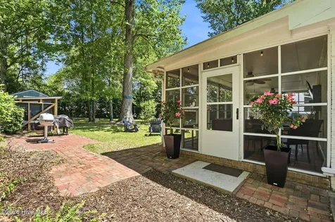 1625 Scotts Hill Loop Road Wilmington NC 28411