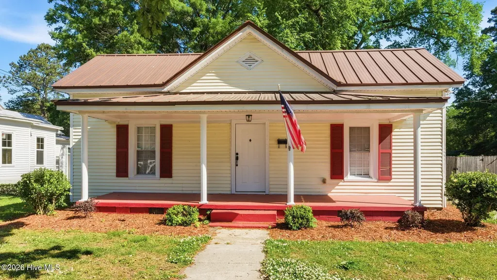 465 Third Street Ayden NC 28513