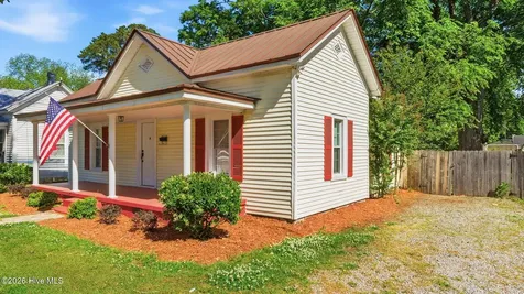465 Third Street Ayden NC 28513