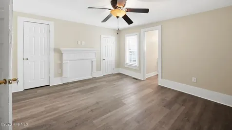 465 Third Street Ayden NC 28513