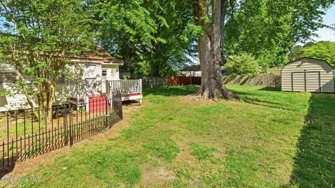 465 Third Street Ayden NC 28513