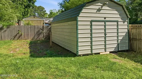 465 Third Street Ayden NC 28513