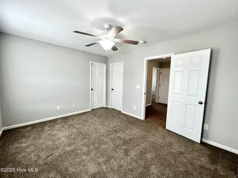 438 Riviera Drive Wilmington NC 28411