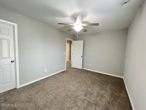 438 Riviera Drive Wilmington NC 28411