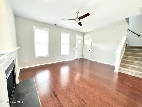 438 Riviera Drive Wilmington NC 28411