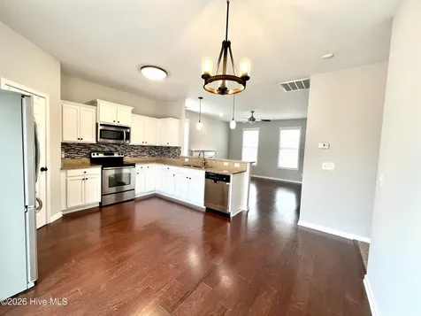 438 Riviera Drive Wilmington NC 28411