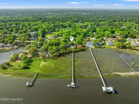 404 Shoreline Drive E Sunset Beach NC 28468