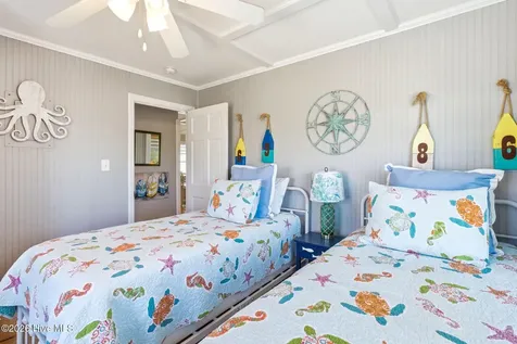 2915 E Beach Drive Oak Island NC 28465