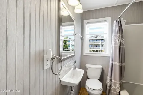 2915 E Beach Drive Oak Island NC 28465
