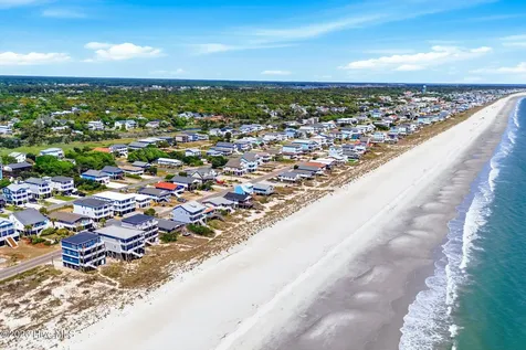 2915 E Beach Drive Oak Island NC 28465