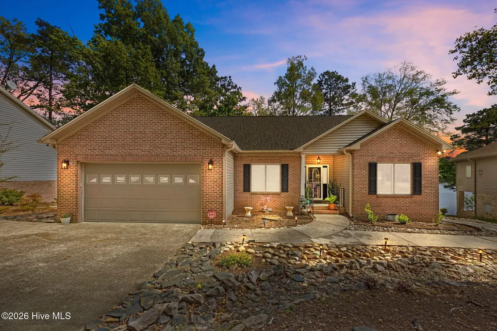5149 Cardinal Circle Sanford NC 27332