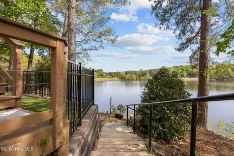 5149 Cardinal Circle Sanford NC 27332