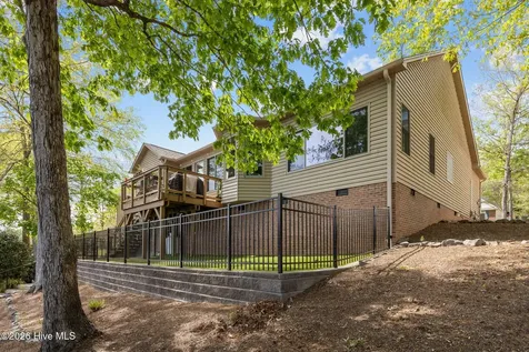 5149 Cardinal Circle Sanford NC 27332