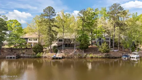 5149 Cardinal Circle Sanford NC 27332