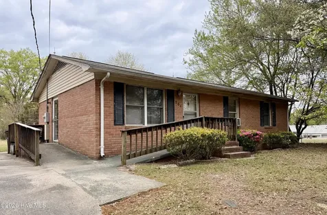 204 Easterling Street Ellerbe NC 28338