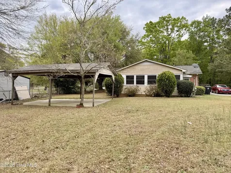 204 Easterling Street Ellerbe NC 28338