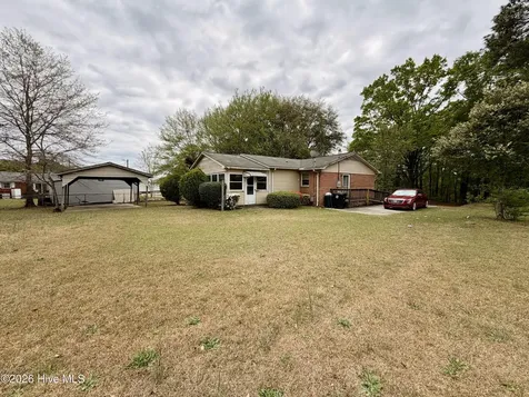 204 Easterling Street Ellerbe NC 28338
