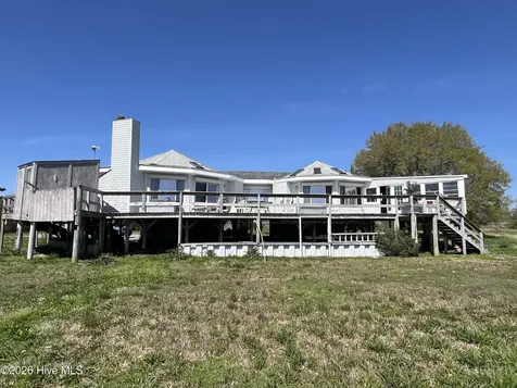 35710 Us Highway 264 Engelhard NC 27824