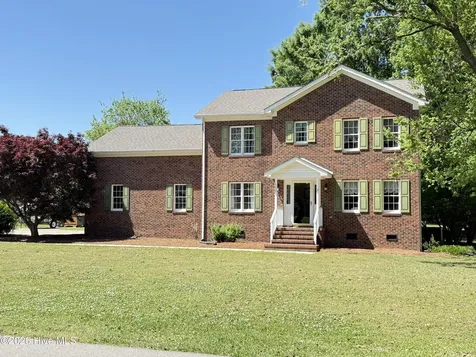 103 Ridgecrest Drive Mount Olive NC 28365