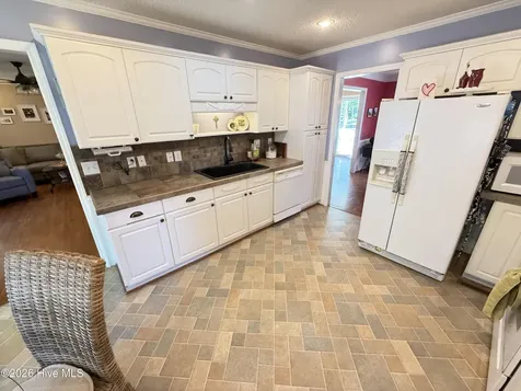 103 Ridgecrest Drive Mount Olive NC 28365