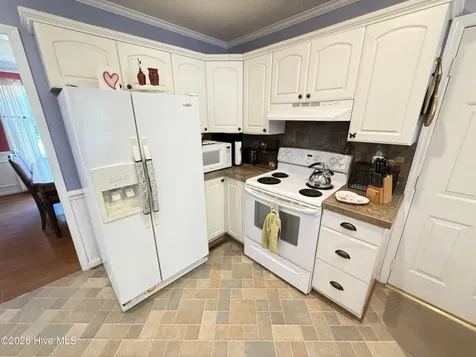 103 Ridgecrest Drive Mount Olive NC 28365