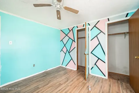 130 Holiday Lane Oriental NC 28571