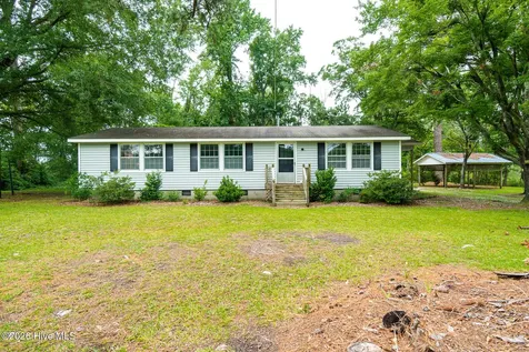 130 Holiday Lane Oriental NC 28571