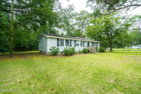 130 Holiday Lane Oriental NC 28571