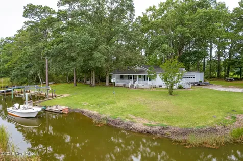 130 Holiday Lane Oriental NC 28571