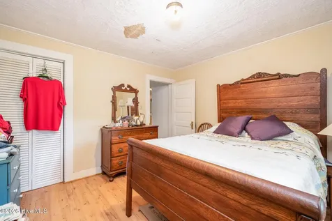 130 Holiday Lane Oriental NC 28571