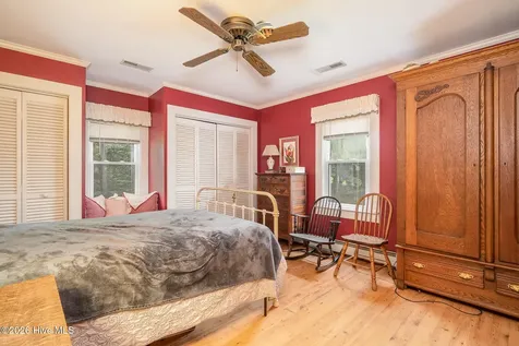 130 Holiday Lane Oriental NC 28571