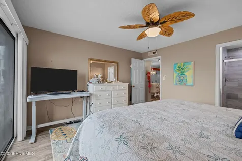 9201 Coast Guard Road Emerald Isle NC 28594