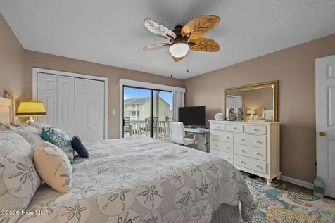 9201 Coast Guard Road Emerald Isle NC 28594