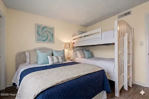 9201 Coast Guard Road Emerald Isle NC 28594