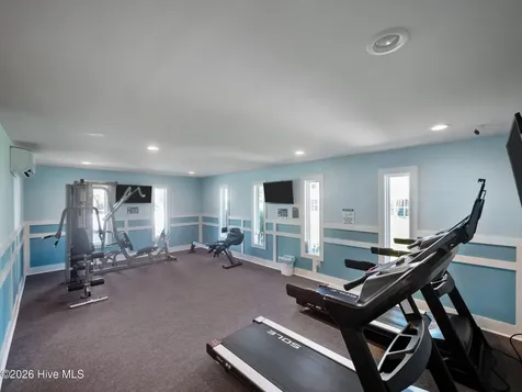 9201 Coast Guard Road Emerald Isle NC 28594