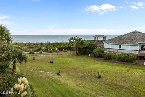 9201 Coast Guard Road Emerald Isle NC 28594