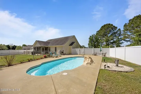 116 Bur Oaks Boulevard Newport NC 28570