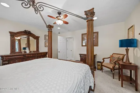 116 Bur Oaks Boulevard Newport NC 28570