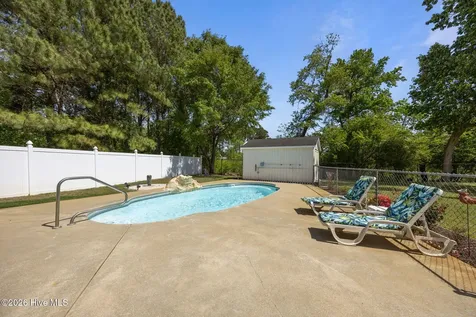 116 Bur Oaks Boulevard Newport NC 28570