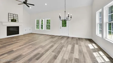 4089 Regina Lane Ayden NC 28513