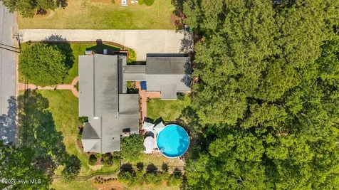 3325 North Walnut Street Farmville NC 27828