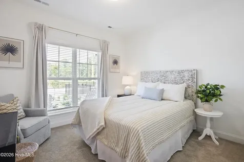 2045 Condor Run Wilmington NC 28409
